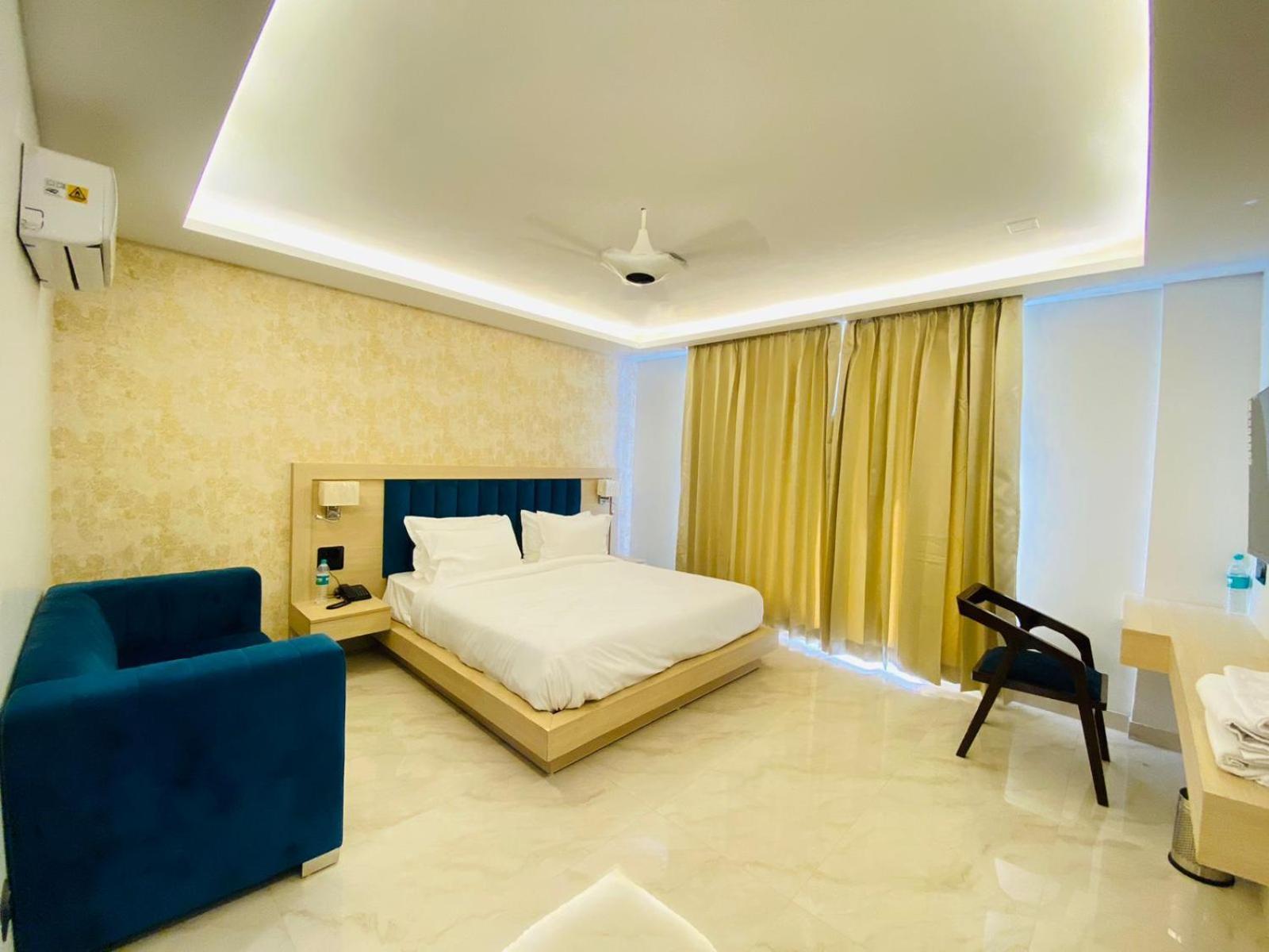 Hotel Holiday Grand 그레이터 노이다 외부 사진