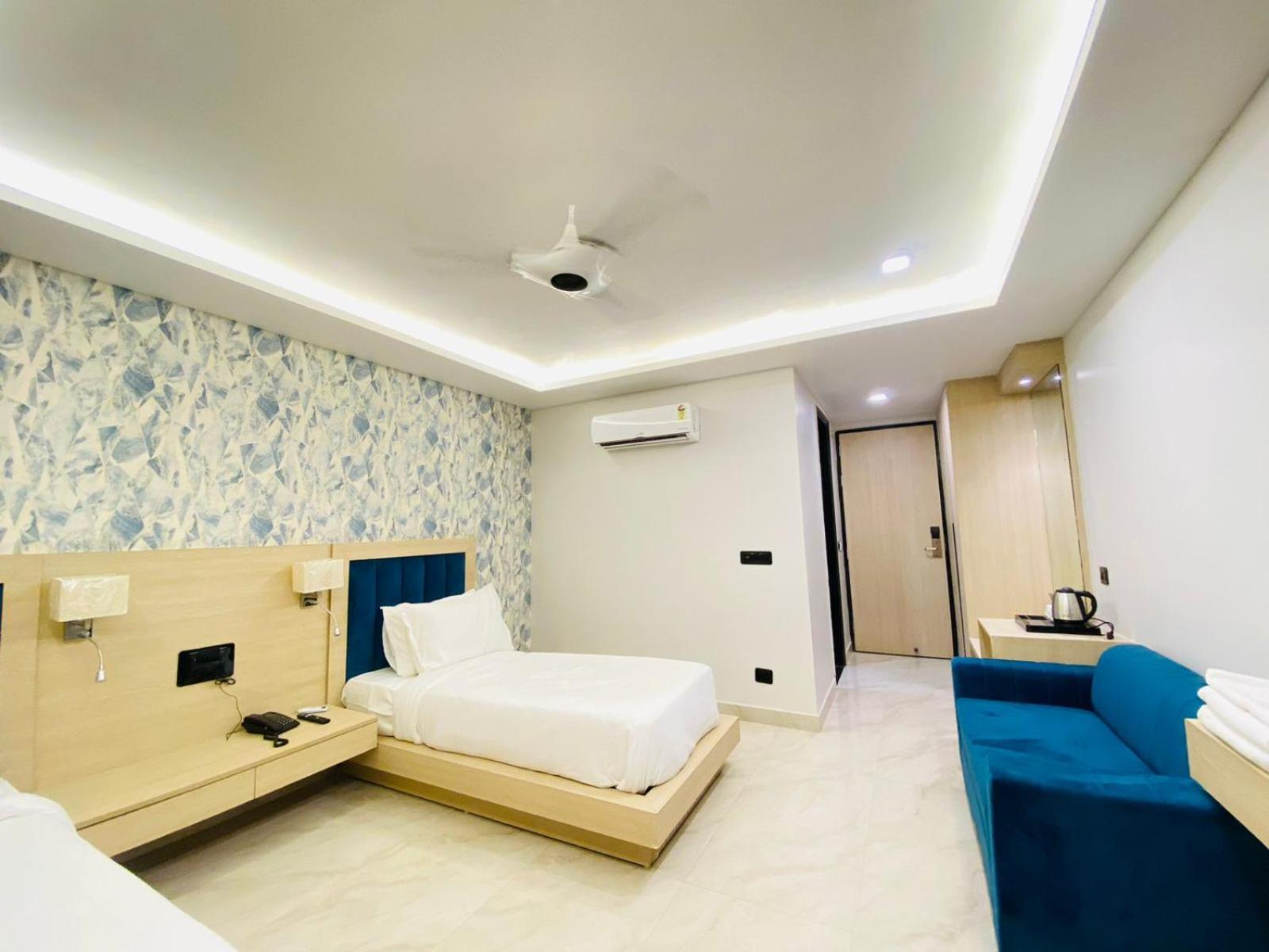 Hotel Holiday Grand 그레이터 노이다 외부 사진
