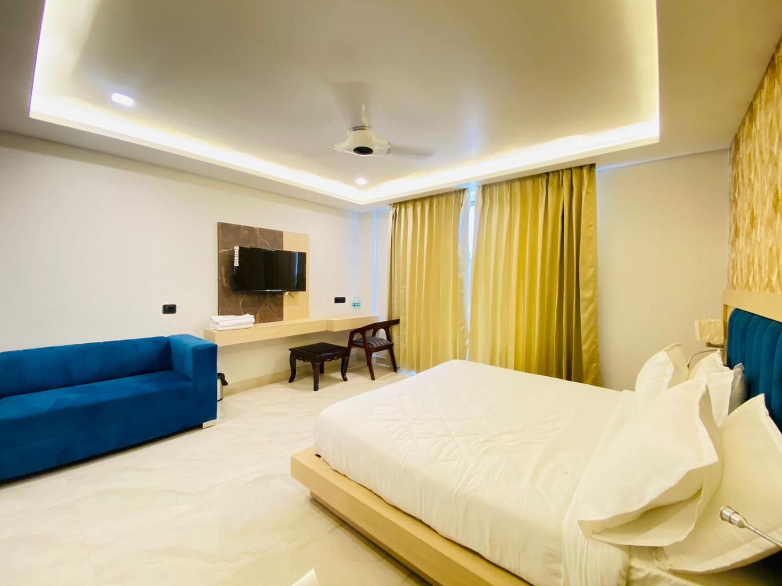 Hotel Holiday Grand 그레이터 노이다 외부 사진