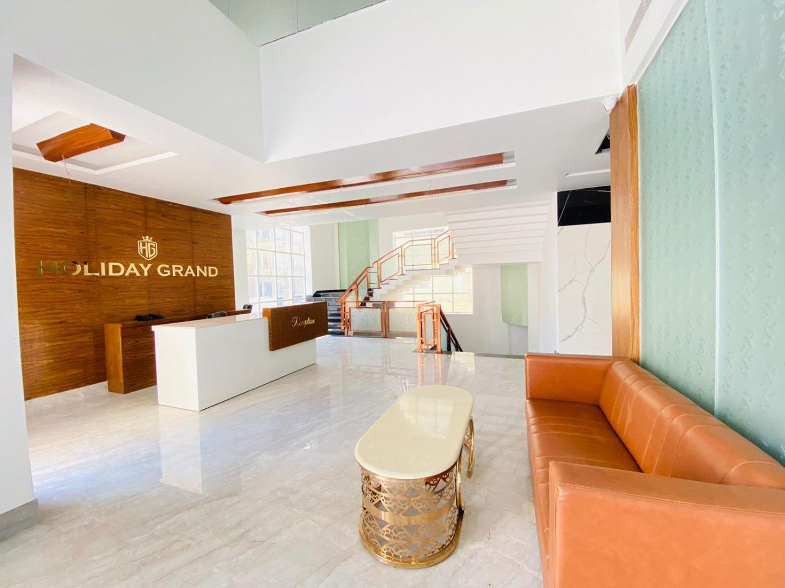 Hotel Holiday Grand 그레이터 노이다 외부 사진